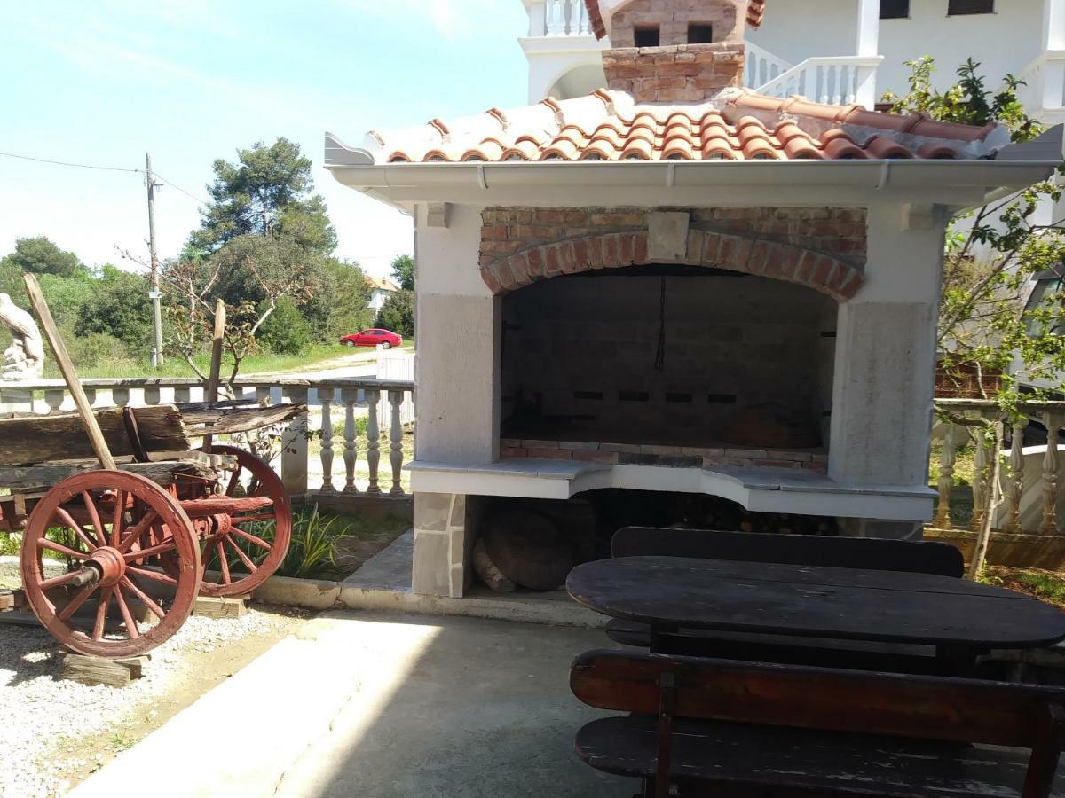 Villa Daja Biograd Na Moru Bagian luar foto