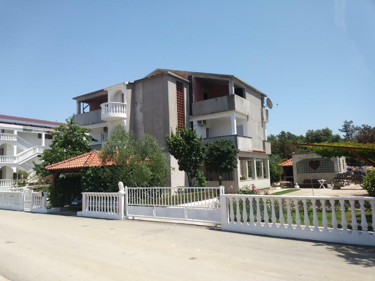 Villa Daja Biograd Na Moru Bagian luar foto